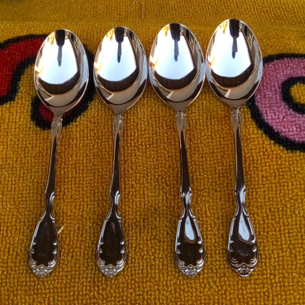 4 Noritake 18-8 Stainless steel Japan NTK Serenade Brand New Spoons
